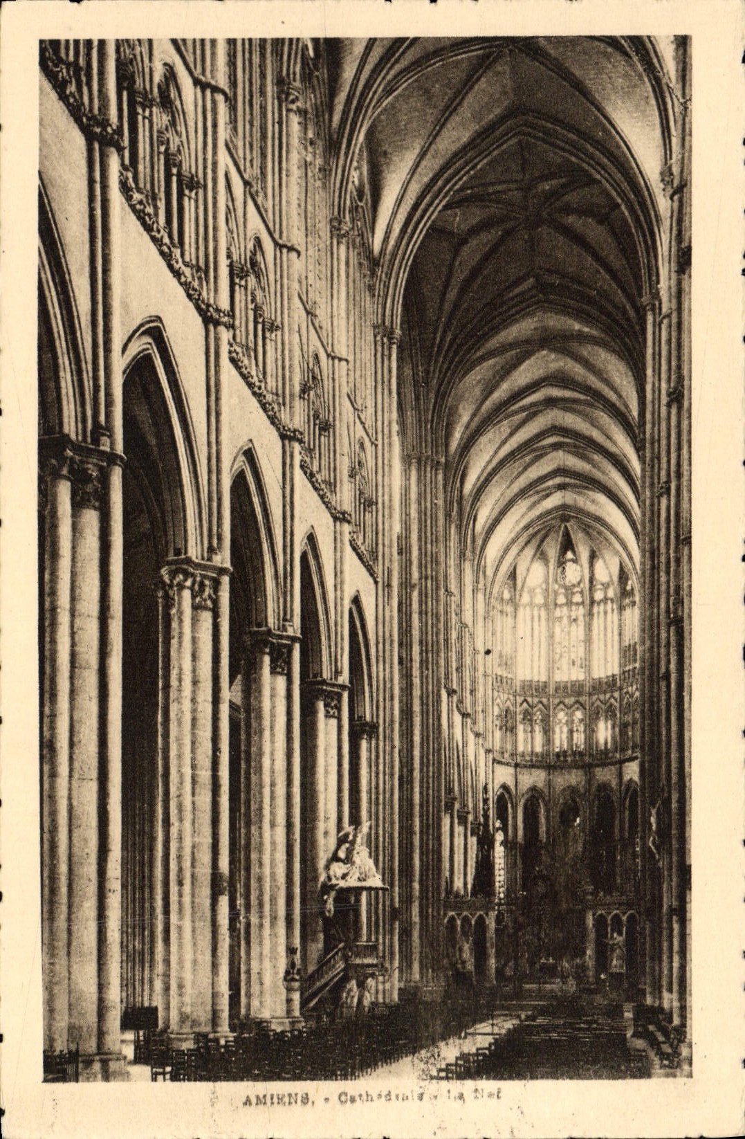 Amiens - Cathédrale - La Nef