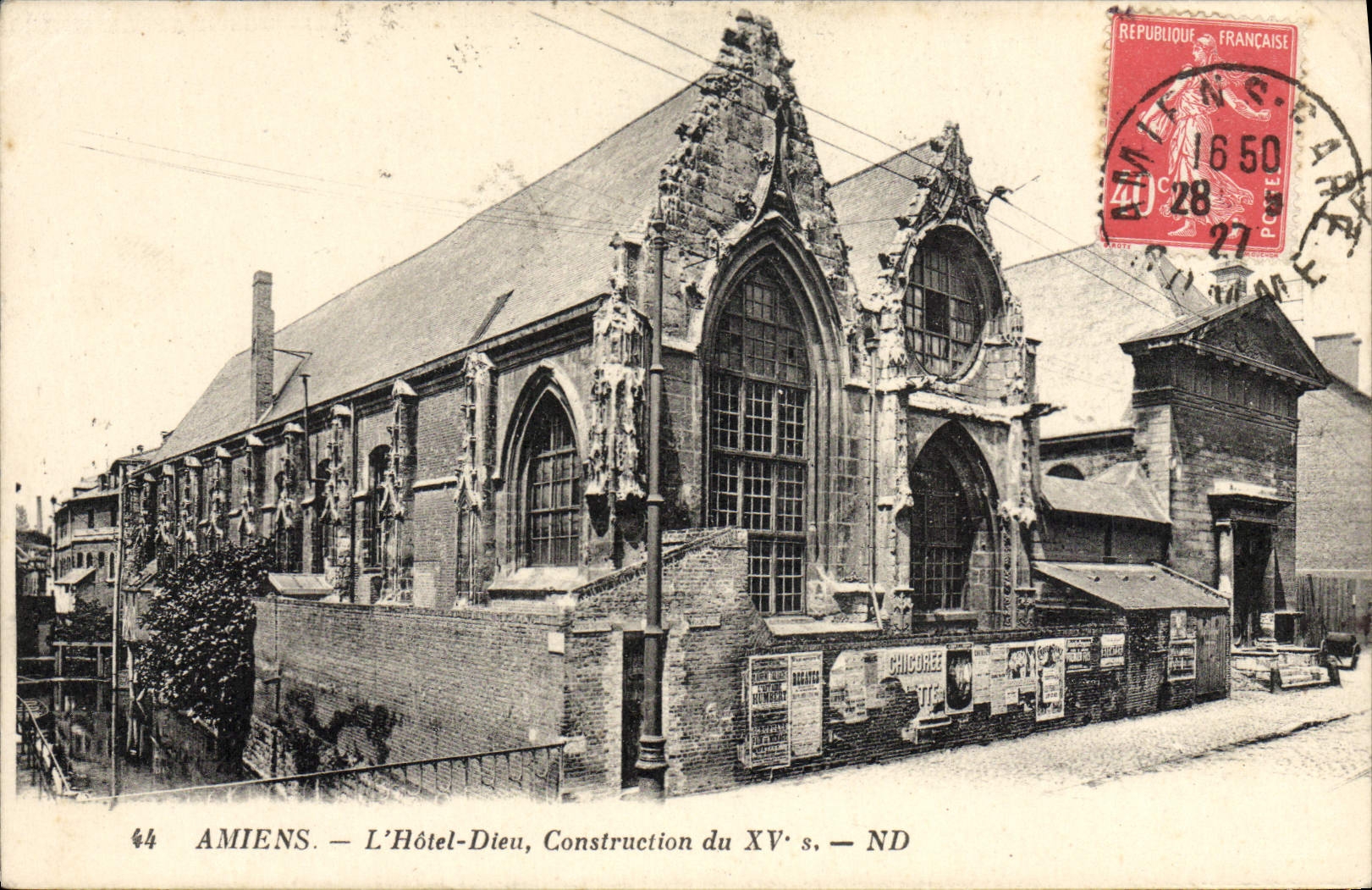 CPA Amiens L'Hotel Dieu Construction du XV s 