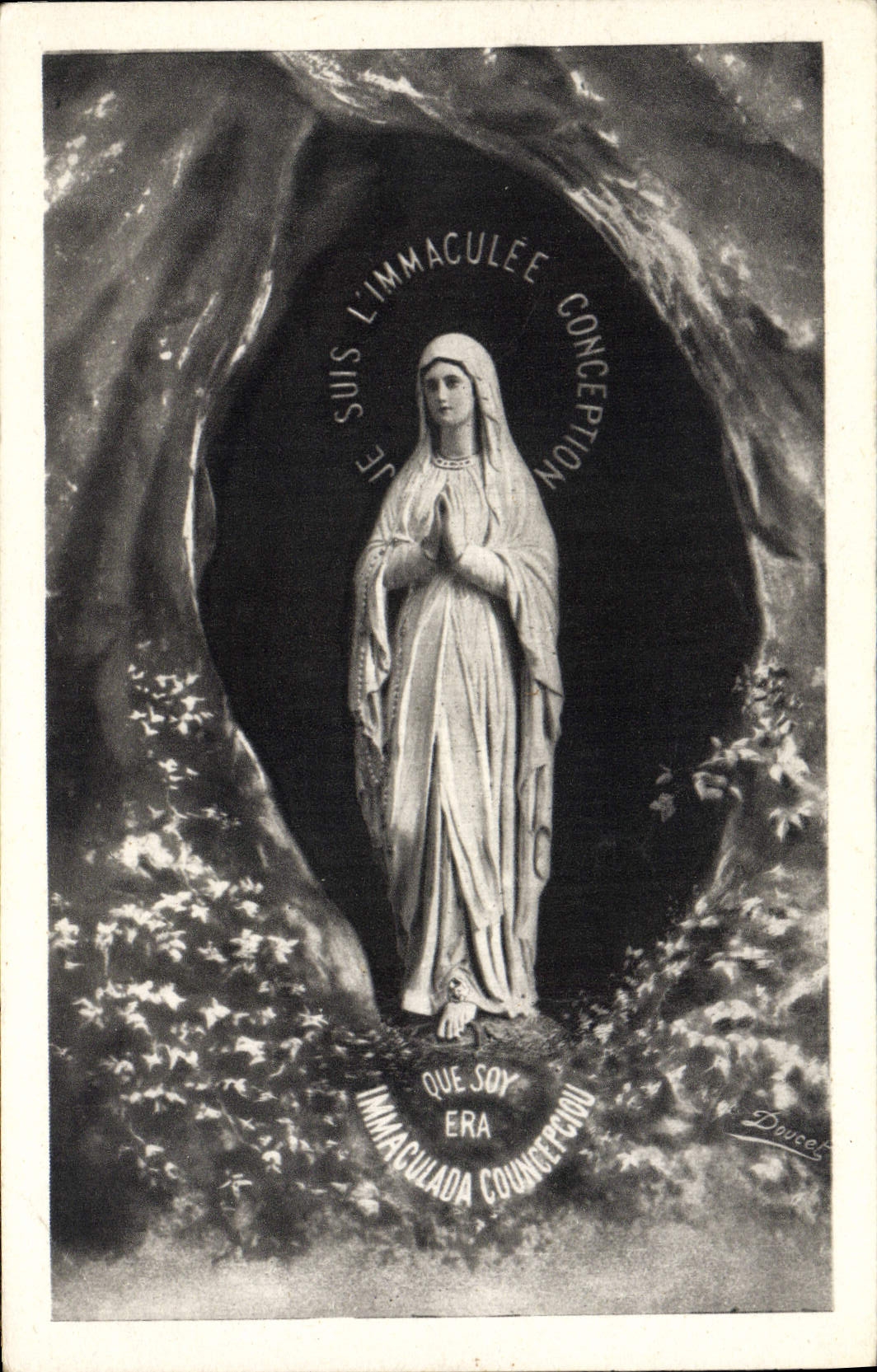CPA Lourdes La vierge de la grotte