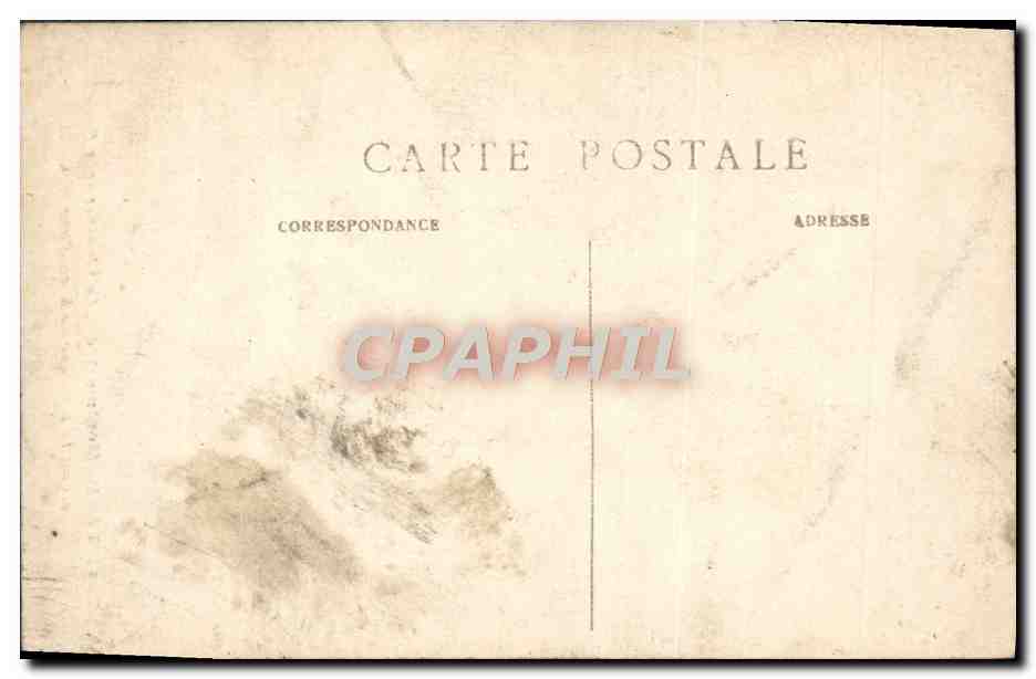 CPA Paris Montmartre Le Chevalier De La Barre devant la basilique du Sacre Coeur — Rückseite