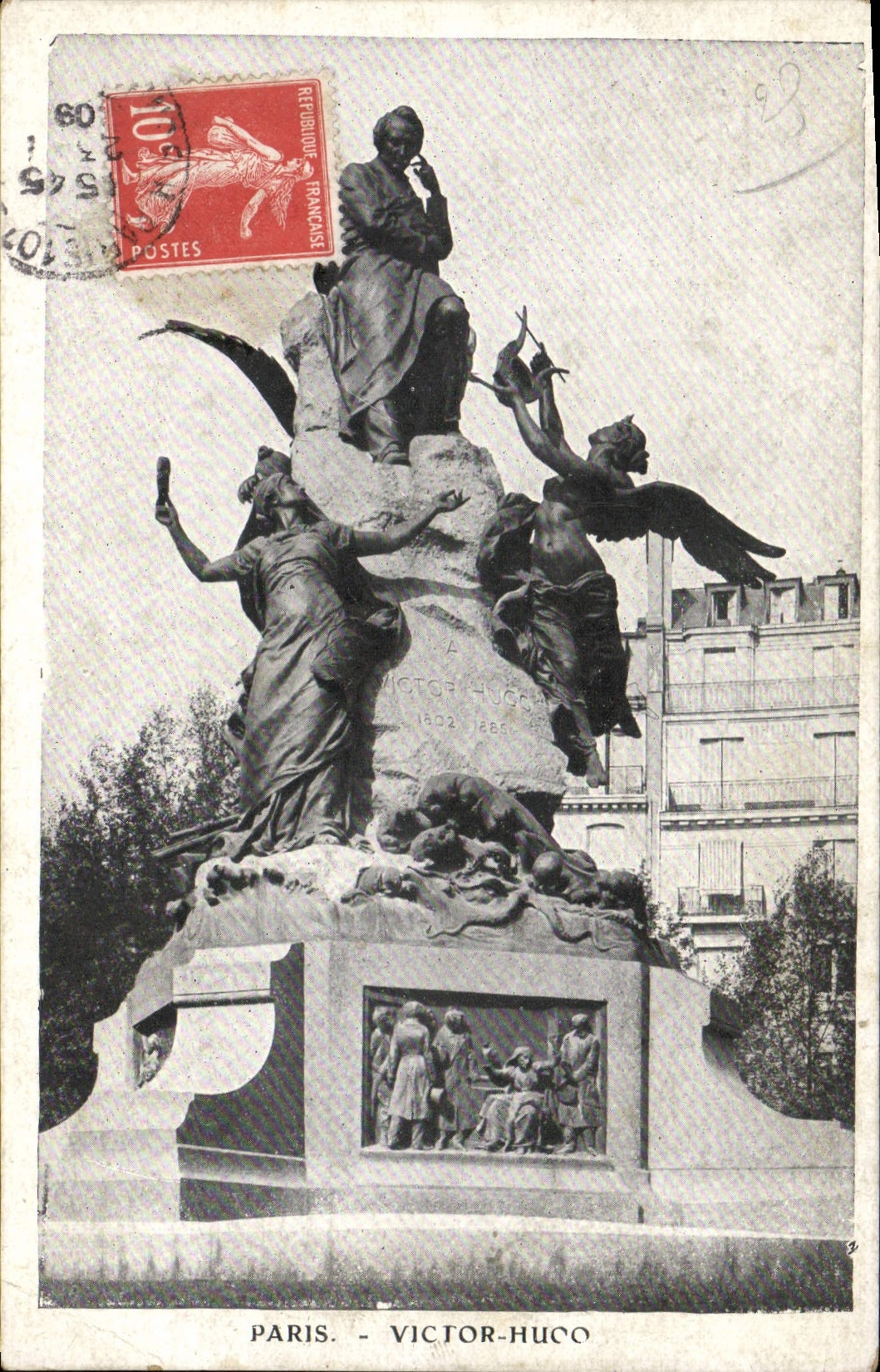 CPA Paris Victor Hugo