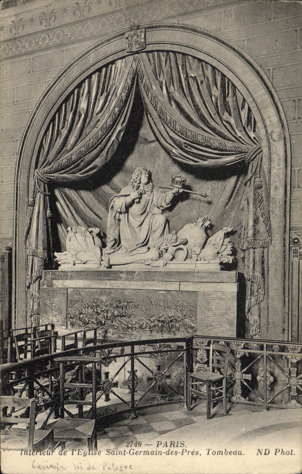 CPA Paris Interieur De I'Eglise Saint Germain Des Pres Tombeau