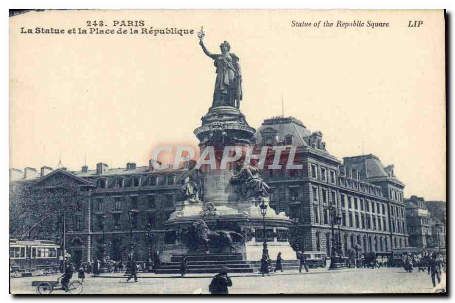 CPA Paris La Statue et la Place de la Republique