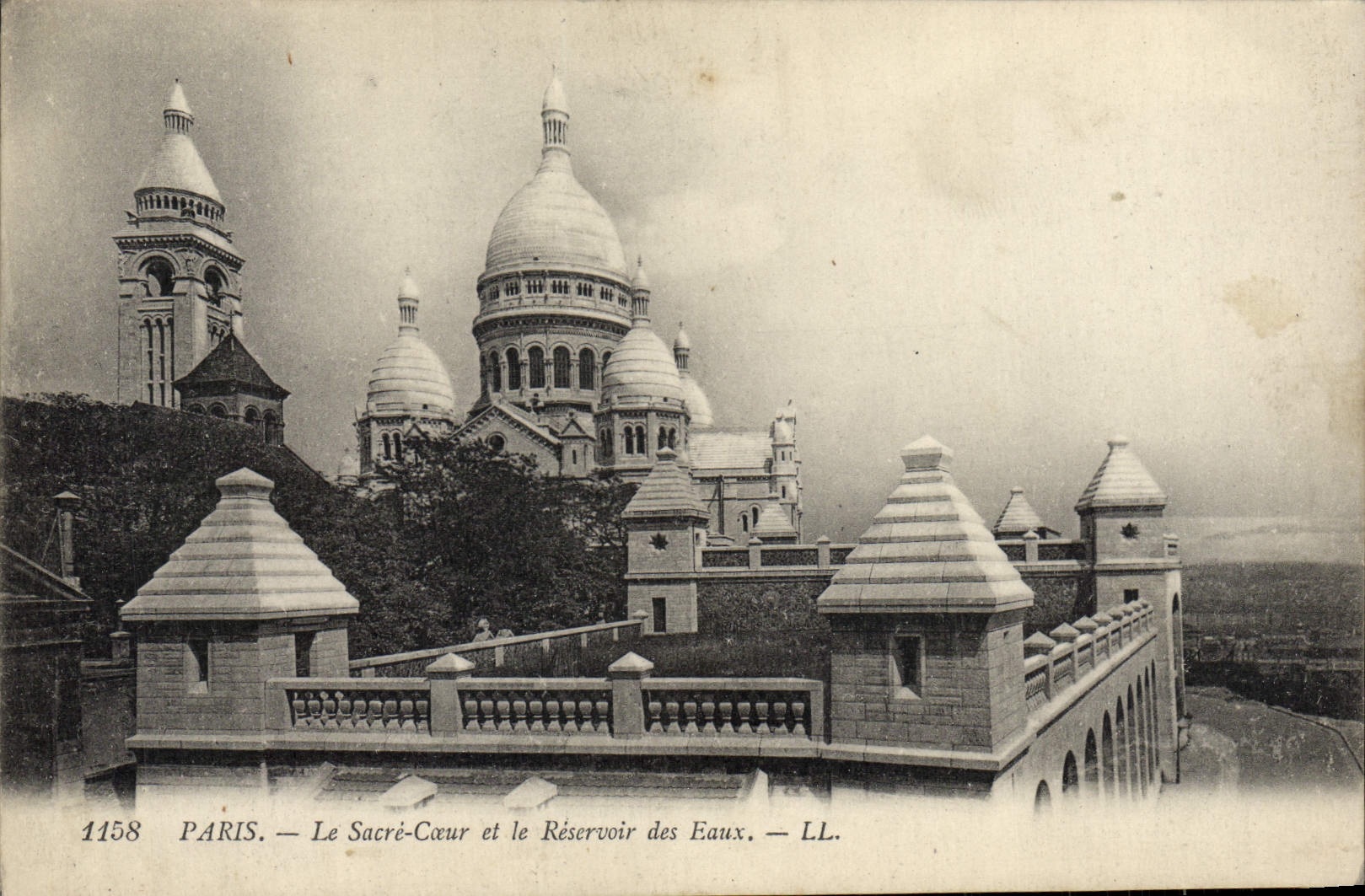 CPA Paris Le Sacre Coeur et le Reservoir des Eaux