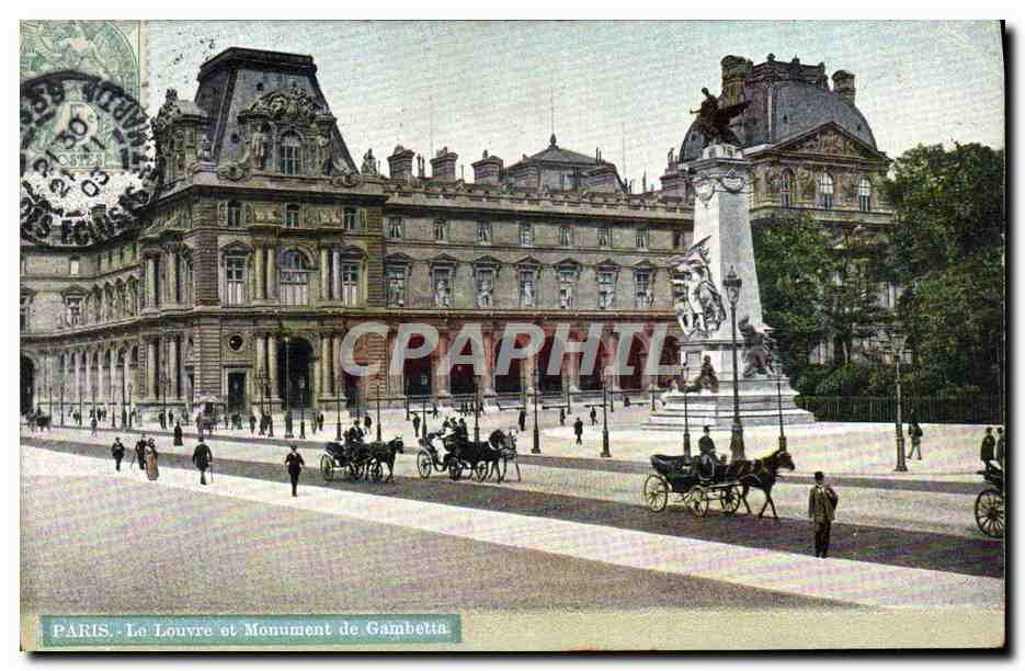 CPA Paris LE Louvre et Monument de Gambetta