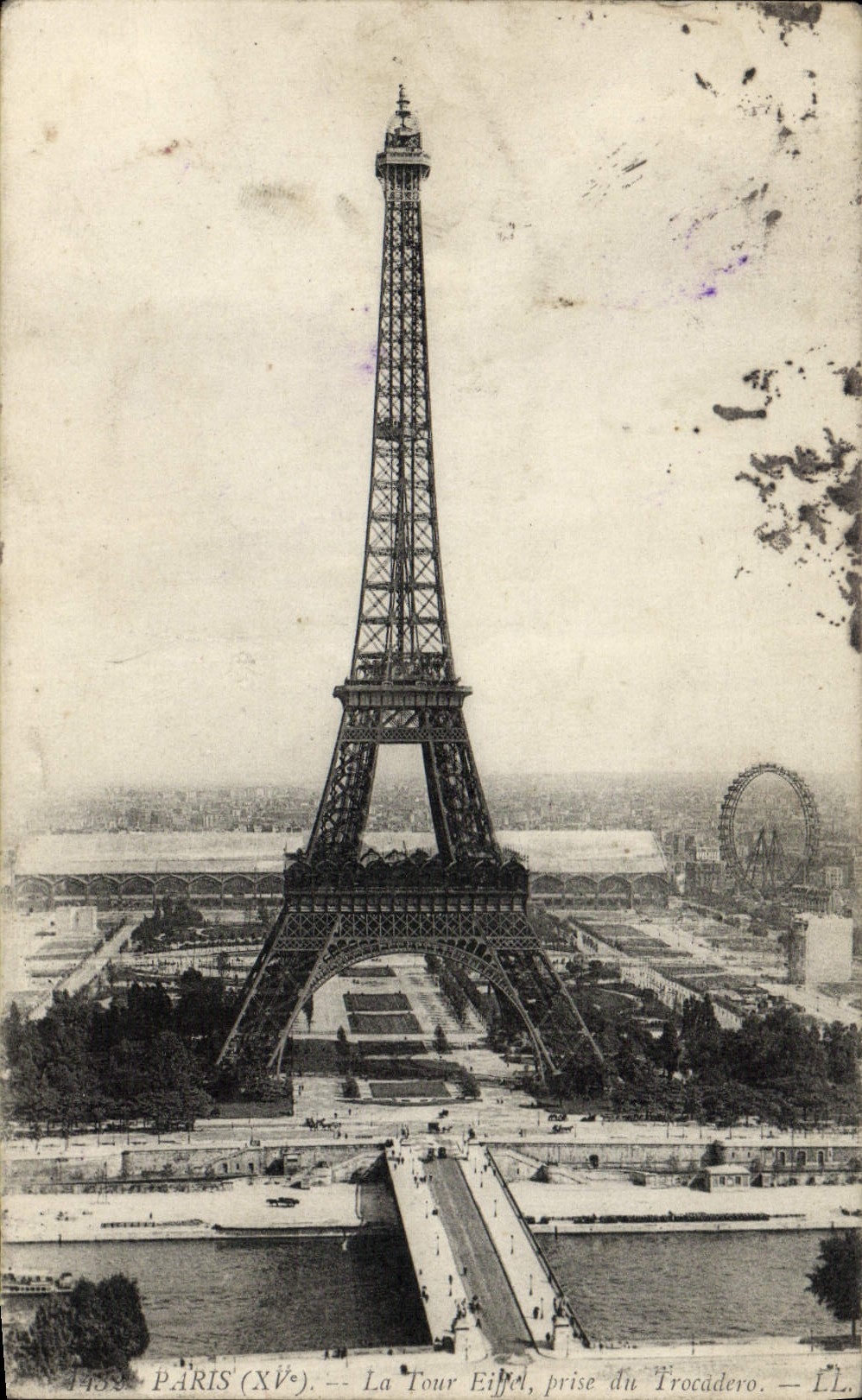 CPA Paris La Tour Eiffel Prise du Trocadero