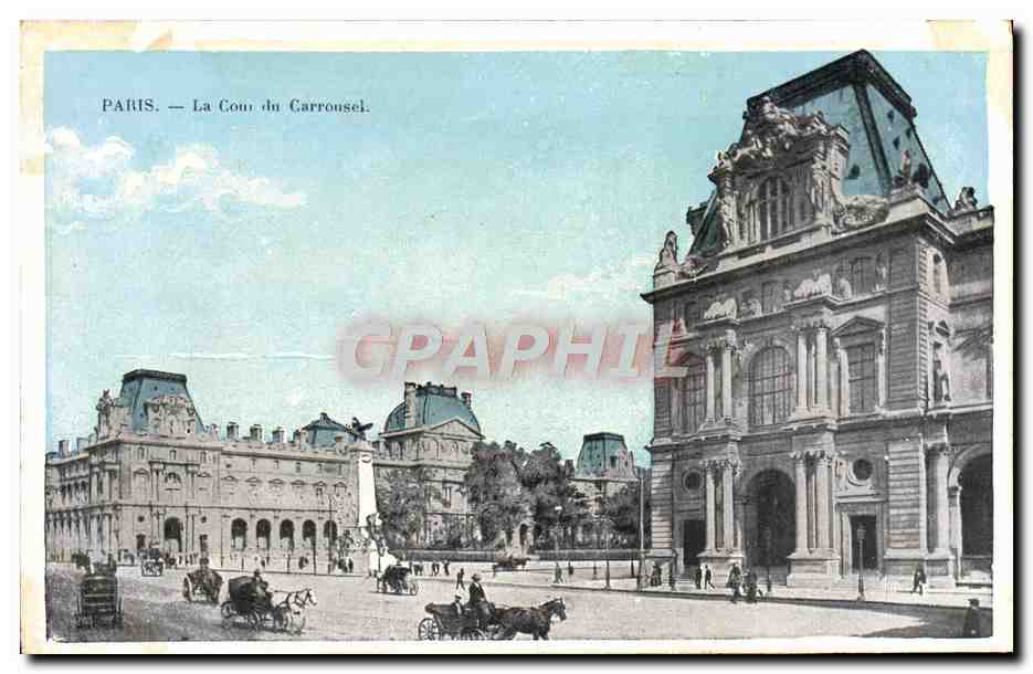 CPA Paris La Cour de Carrousel