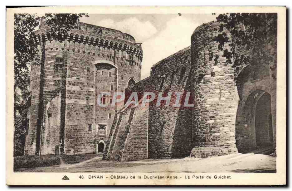CPA Dinan Chateau de la Duchesse Anne La porte du Guichet