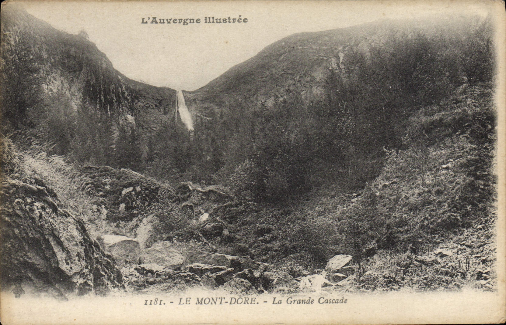 CPA Le Monte Dore La Grande Cascade