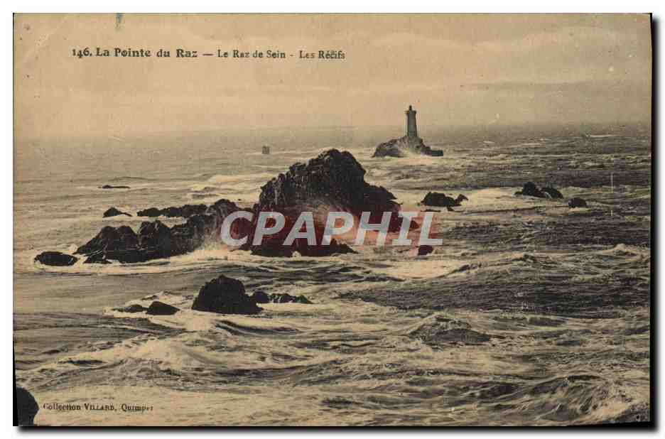 CPA La Pointe du Raz Le Raz De Sein Les recifs 