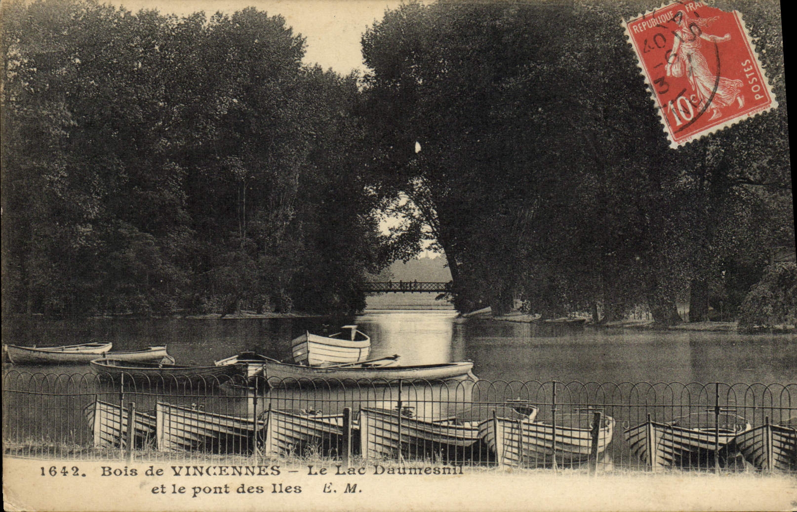 Bois de VINCENNES — Le Lac Daumesnil et le pont des Îles — E.M. — n° 1642