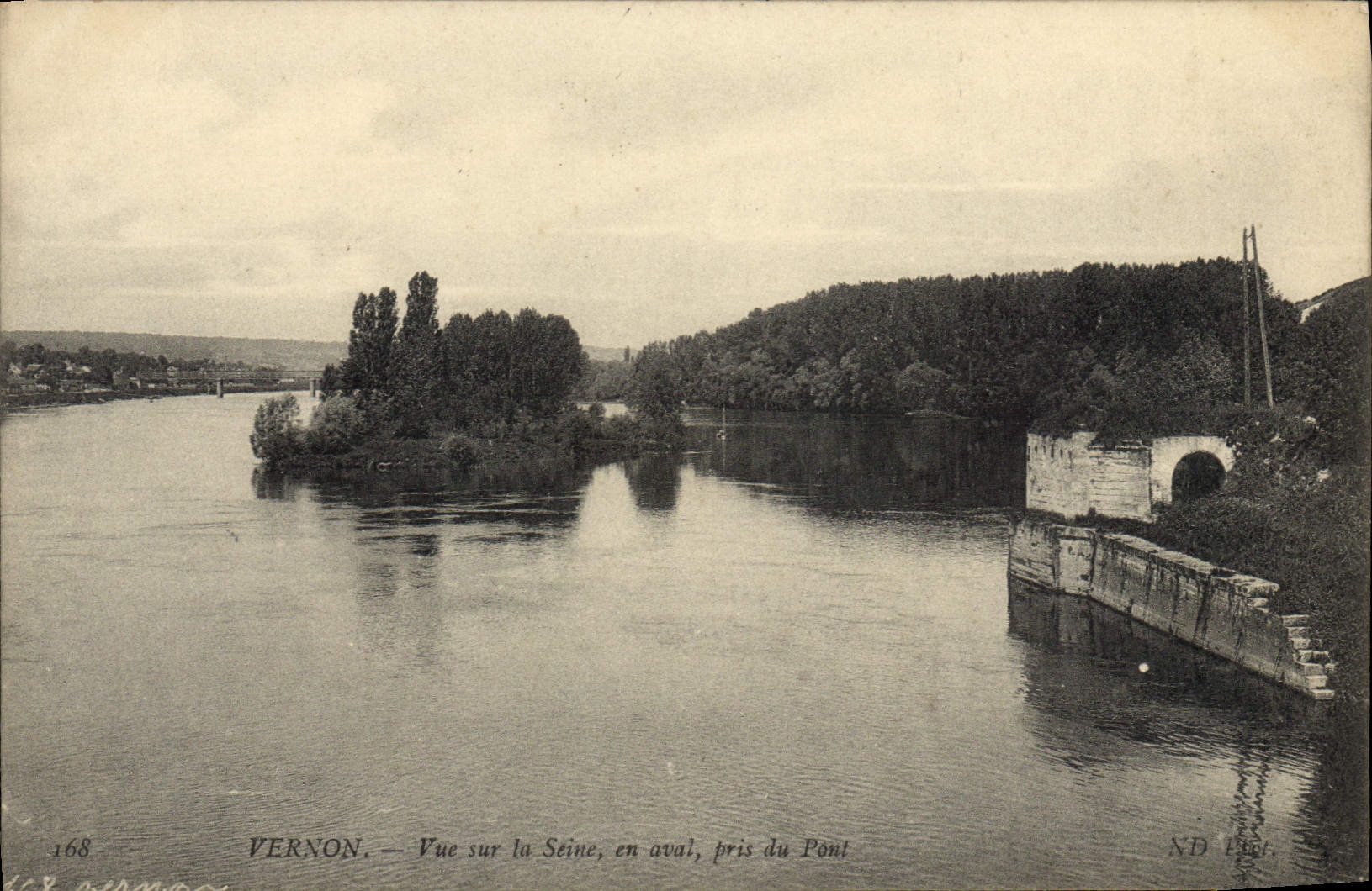 Vernon — Vue sur la Seine, en aval, pris du Pont — ND Post