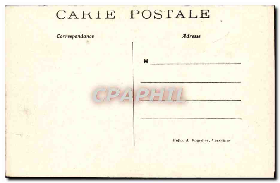 Chantilly — Entrée principale et ensemble du château — Éditeur : Carie Postale — Verso