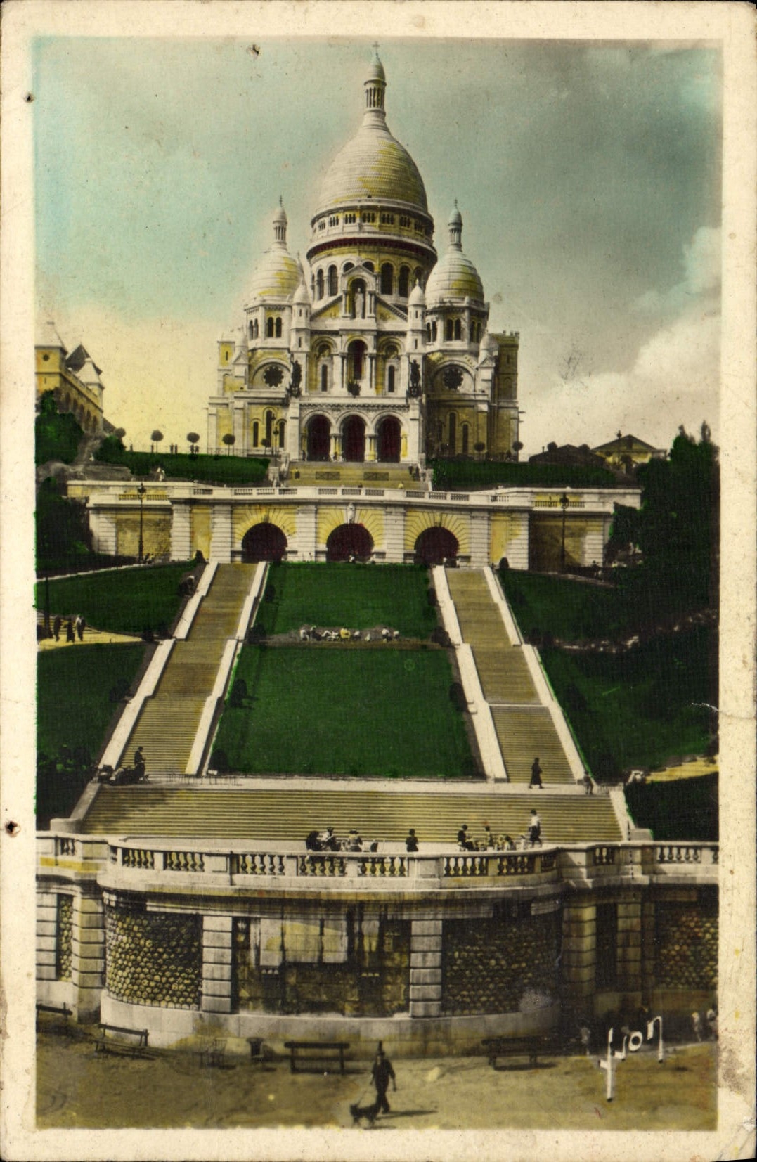 CPAPHIL Parijs In de Stad Basiliek van het Heilig Hart