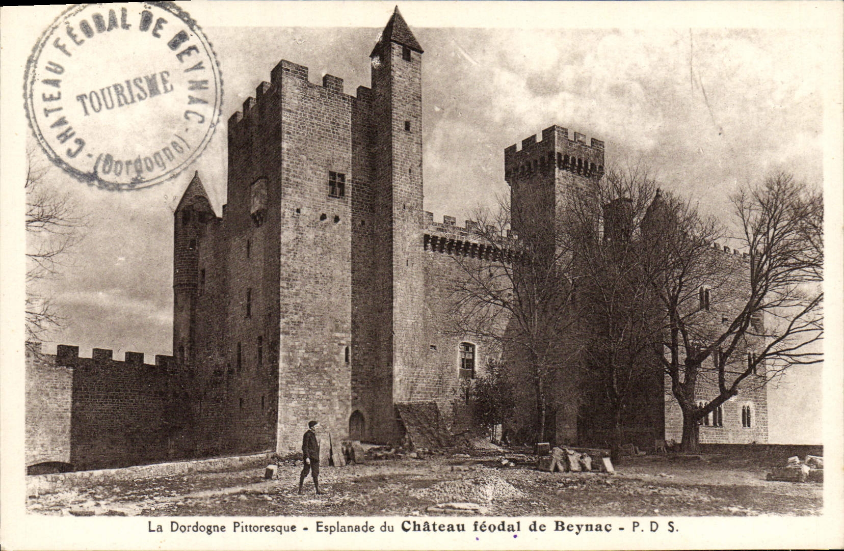 Château féodal de Beynac — Dordogne — P.D.S.