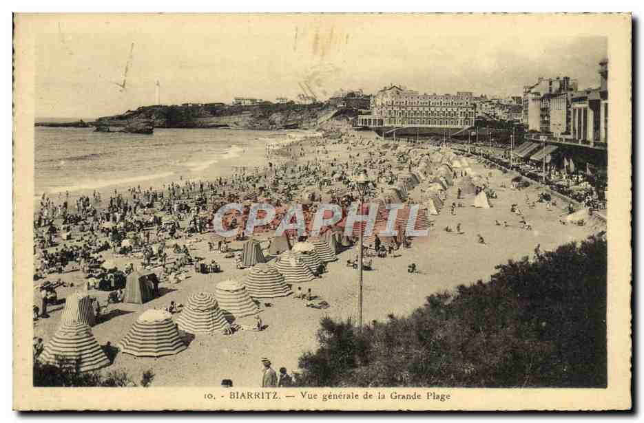 CPA Biarritz Vue Generale De la Grande Plage