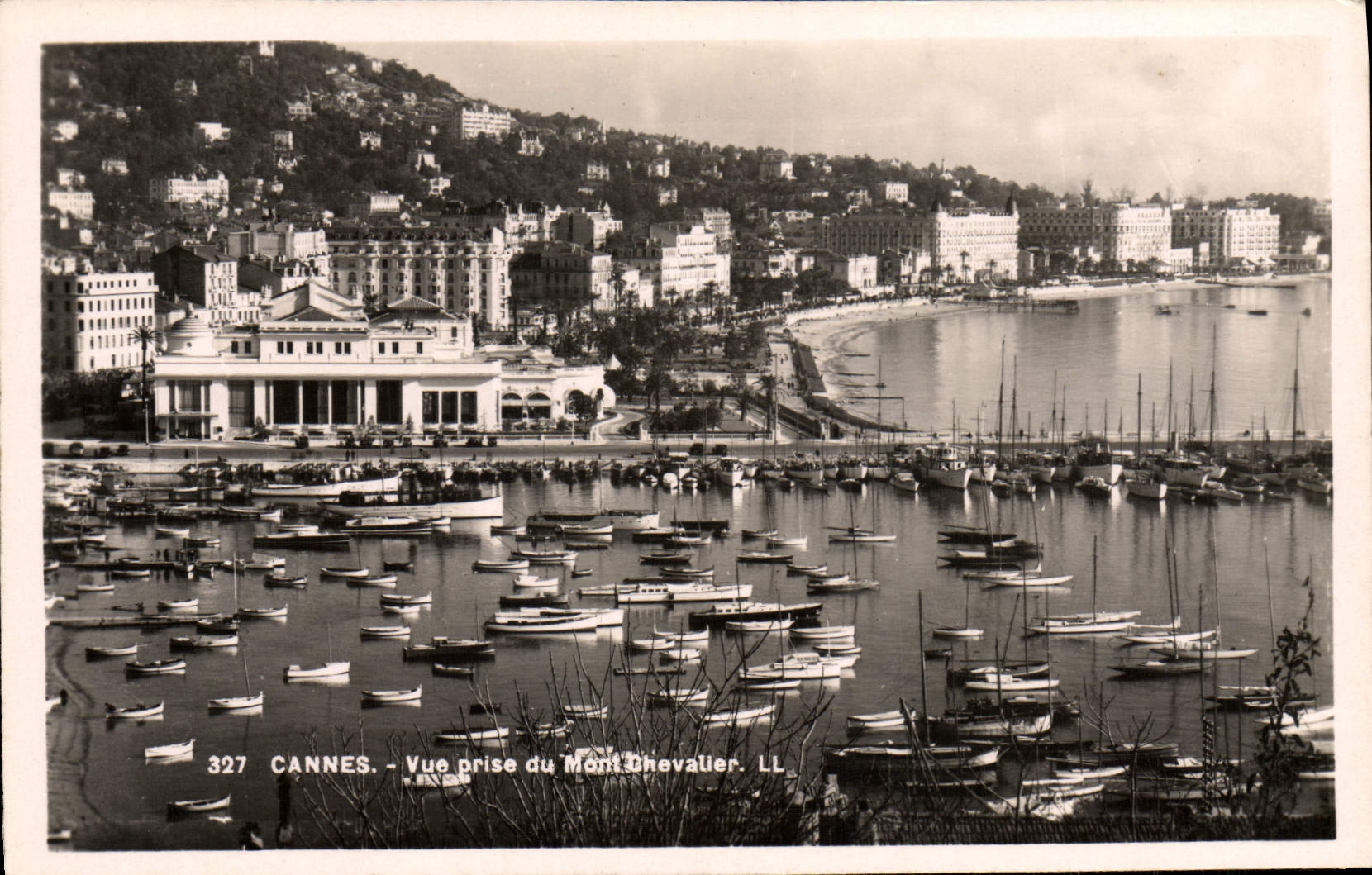 CPM Cannes Vue Prise Du Mont Chevalier 