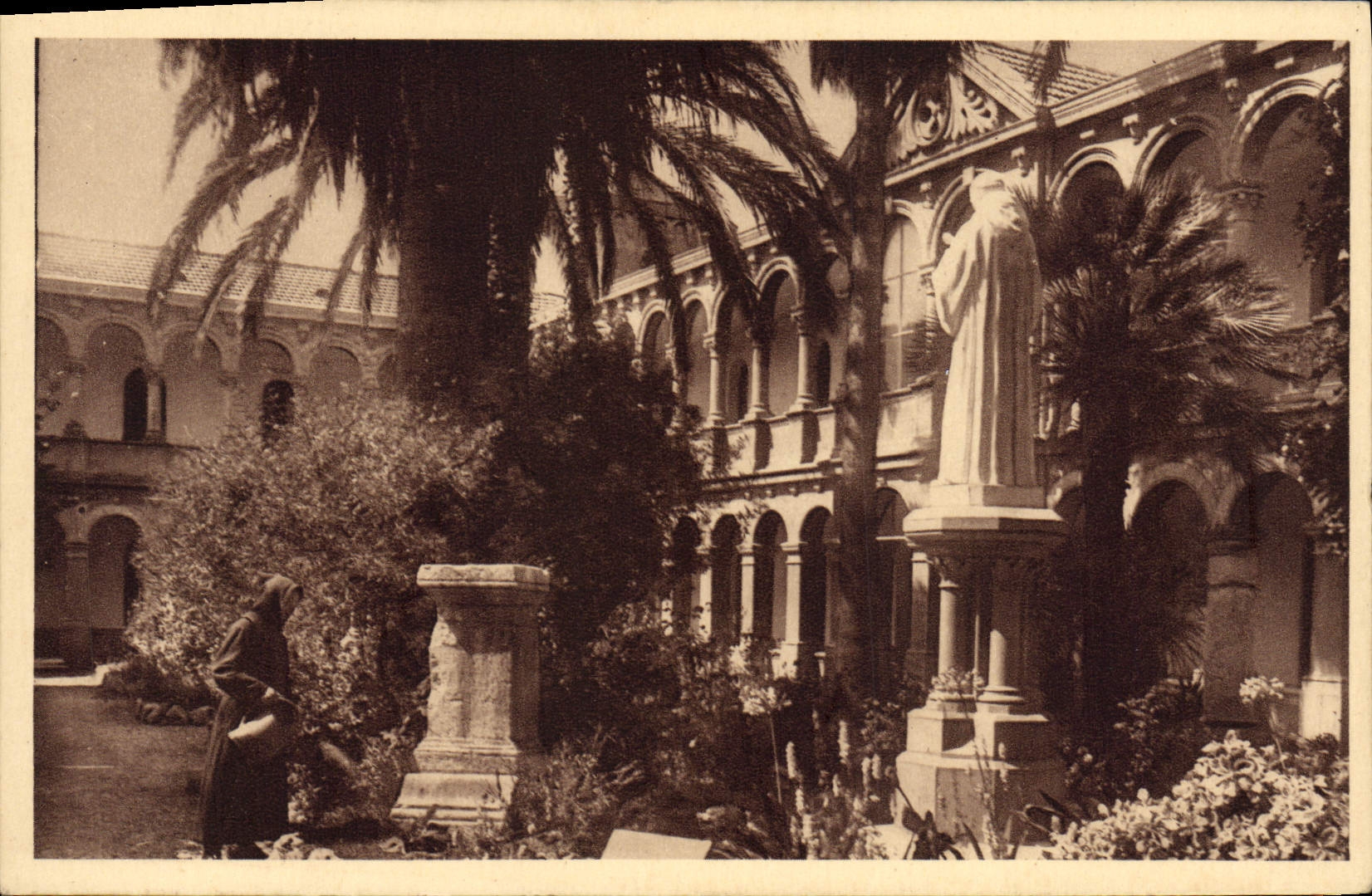 CPA Abbaye De Lerins Ile Saint Honorat Les cloitres modernes 