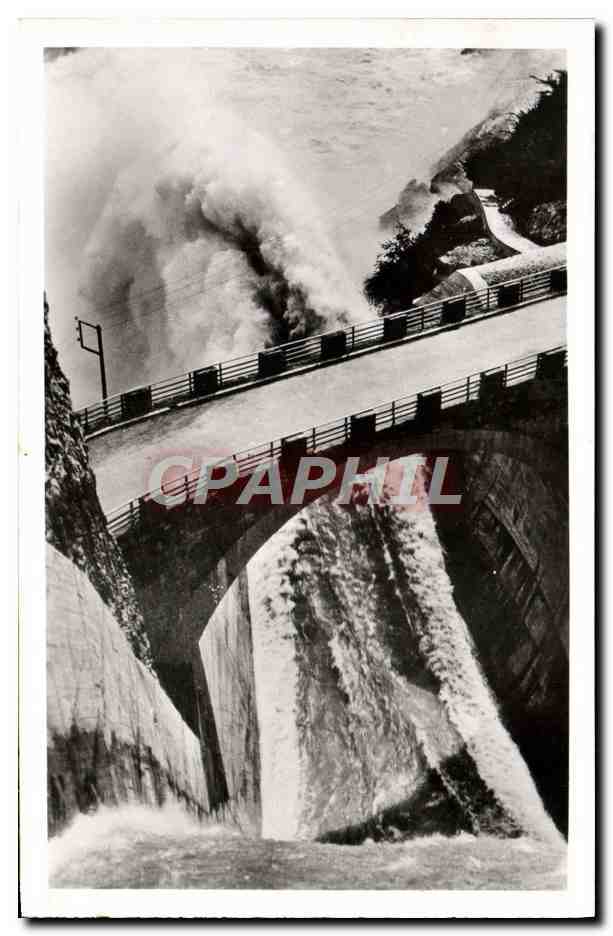 CPM Genissiat Pont Et Cascade De La Doucine Deversoir des eaux du grand barrage