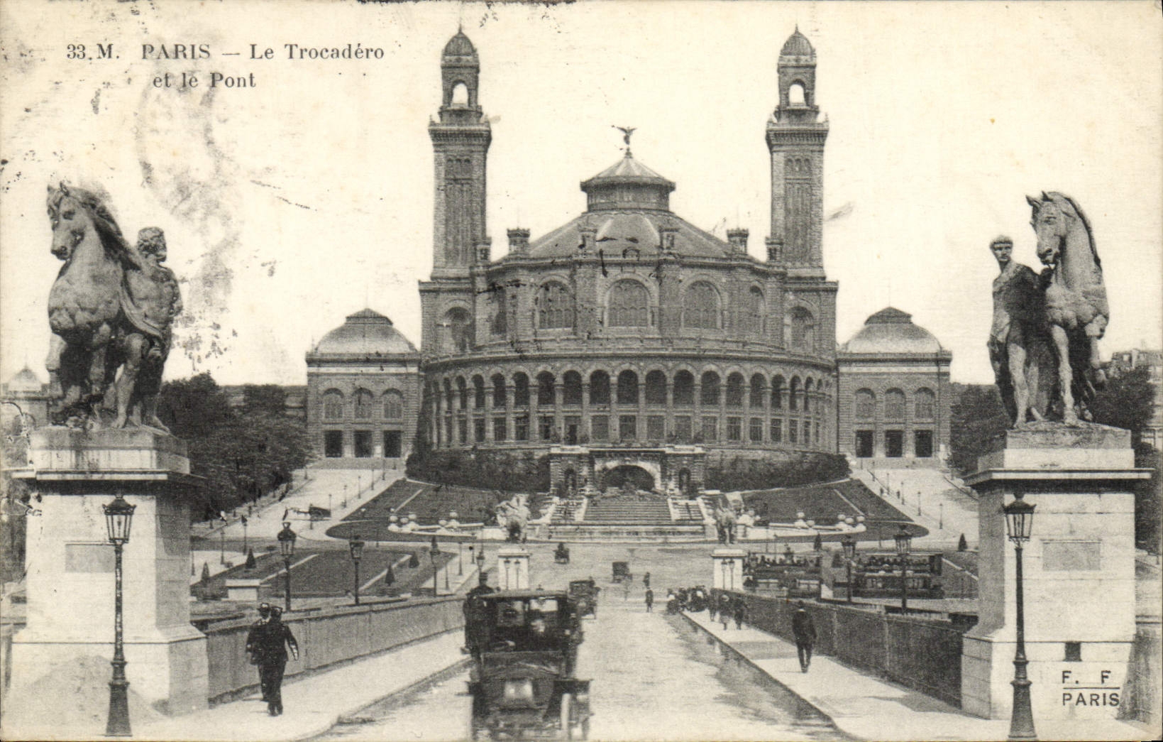 CPA Paris Le Trocadero Et Le Pont Automobile