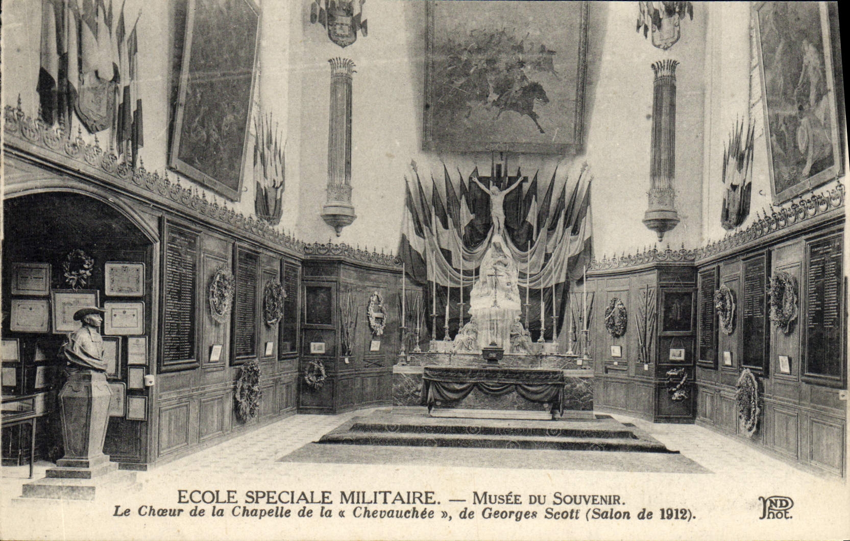 CPA Paris Ecole Speciale Militaire Musee du souvenir Le choeur de la chapelle de la Chevauchee de Georges Scott 