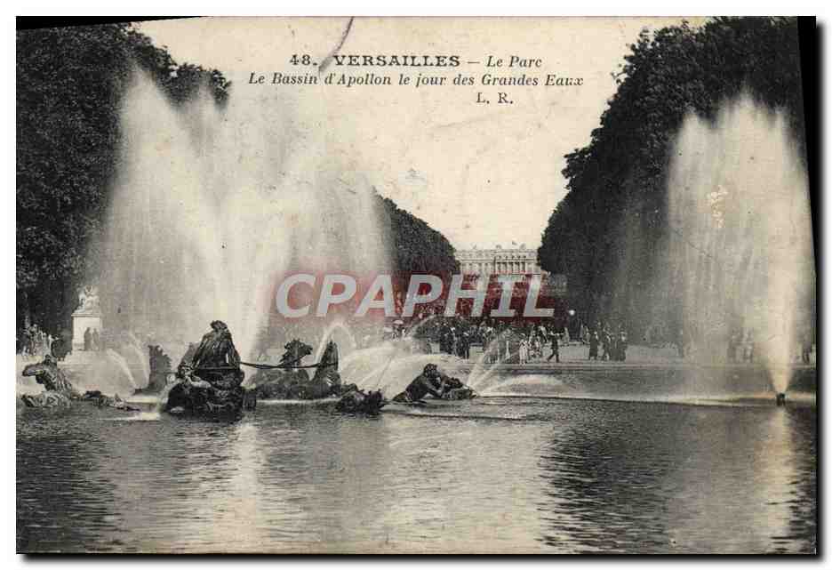 CPA Versailles Le Parc Le Bassin d'Apollon le Jour des Grandes Eaux