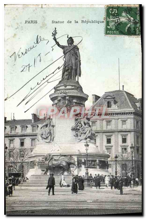 CPA Paris Statue de la Republique