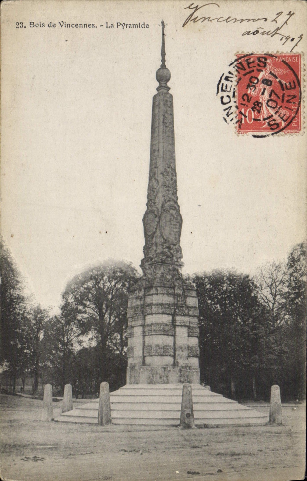 CPA Bois de Vincennes La Pyramide 