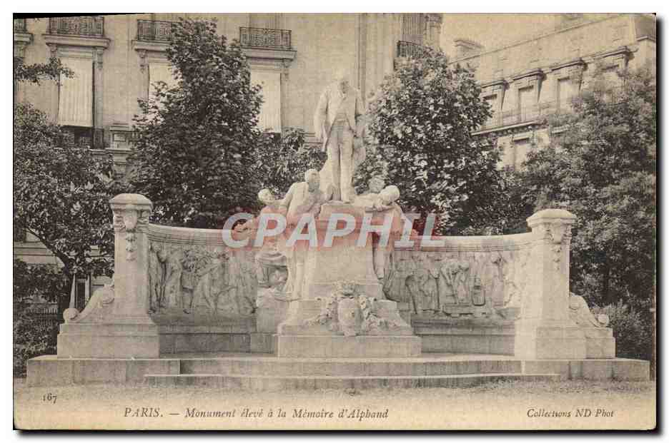 CPA Paris Monument eleve a la Memoire d'Alphand 