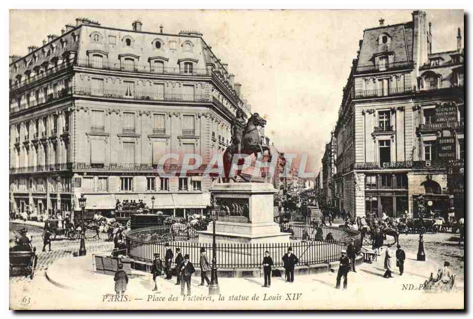 CPA Paris Place des Victories La Statue de Louis XIV