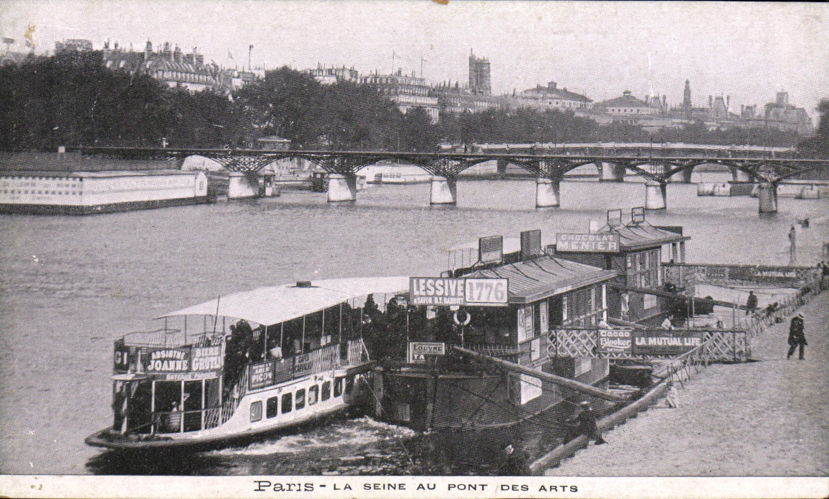 CPA Paris La Seine au Pont des Arts Bateau Peniche 