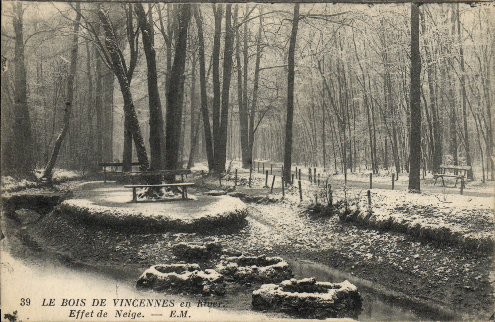 CPA Le Bois de Vincennes en hiver Effet de neige