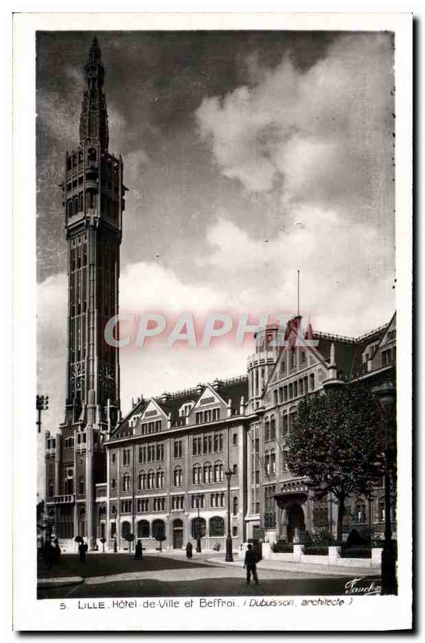 CPM Lille Hotel De Ville Et Beffroi