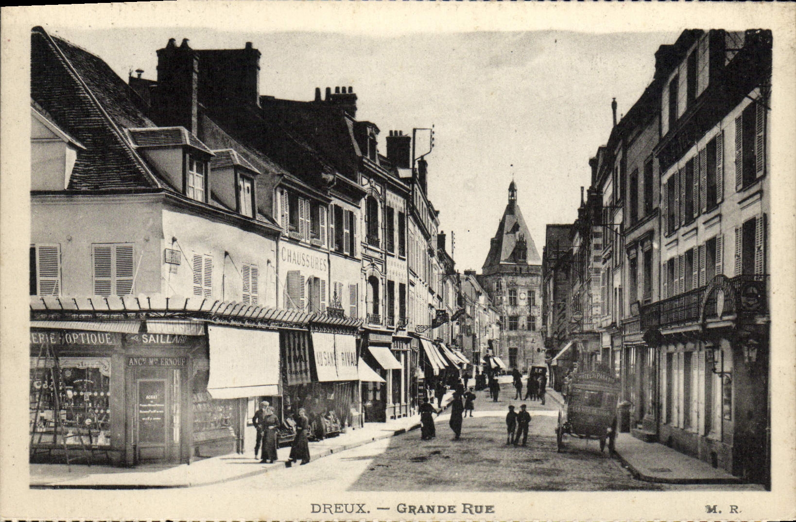 Dreux — Grande Rue — M.R.