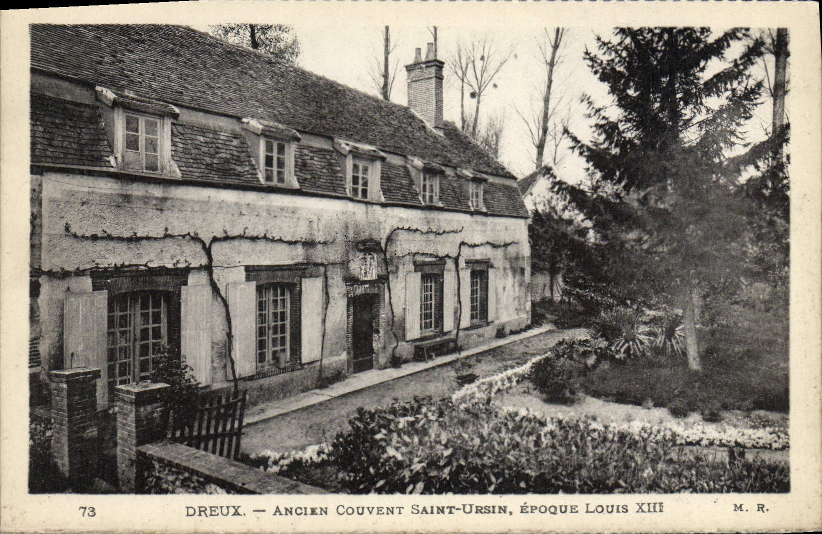 Dreux — Ancien Couvent Saint-Ursin, époque Louis XIII — M. R.