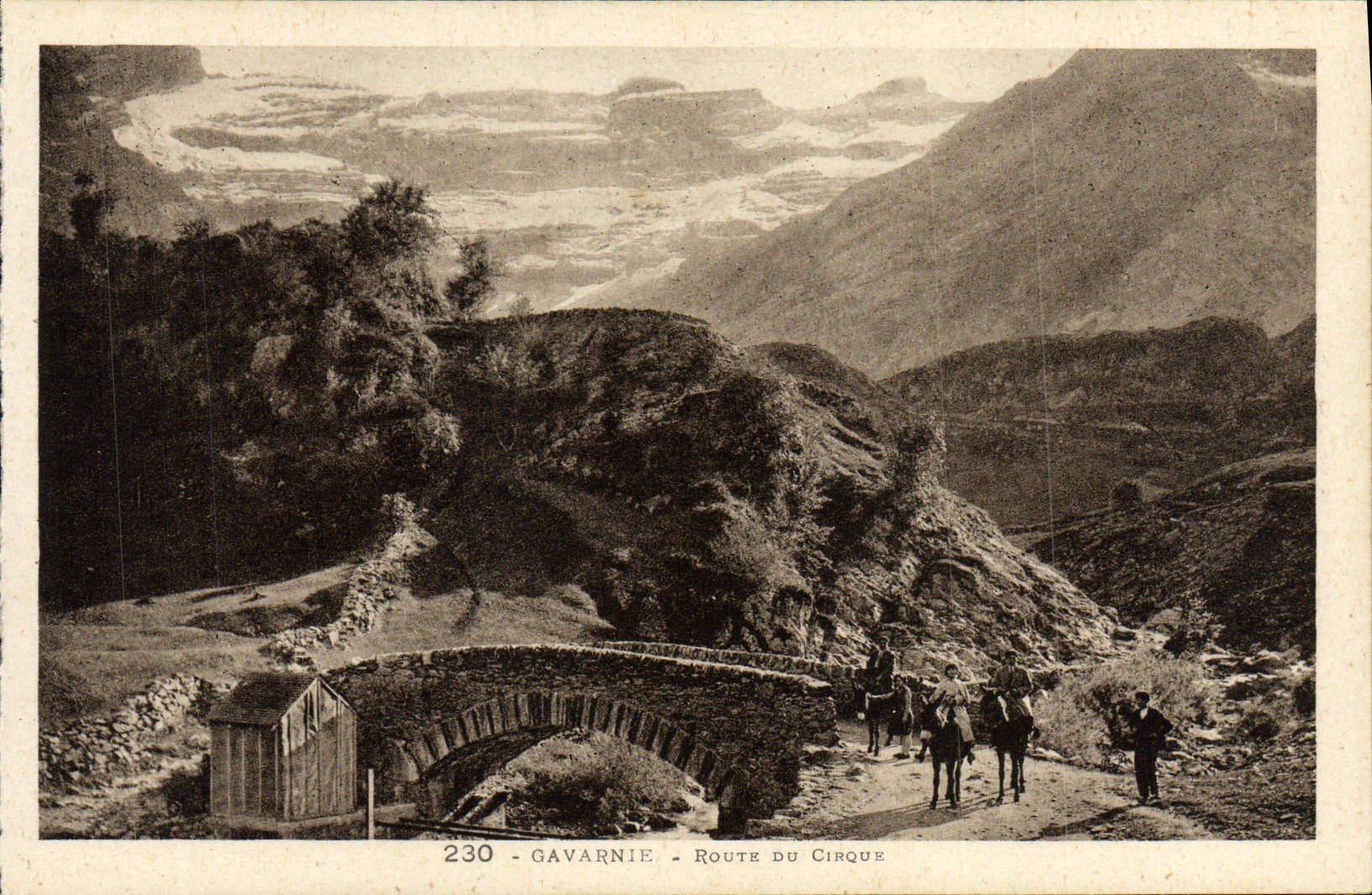 CPA Gavarnie Route Du Cirque Ane Mule