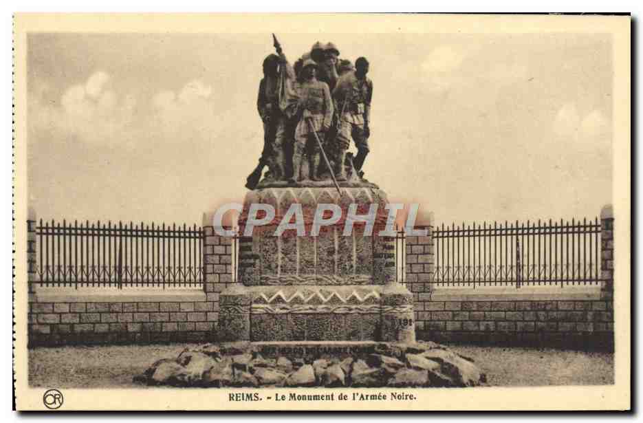 CPA Reims Le Monument De I'Armee Noire Militaria
