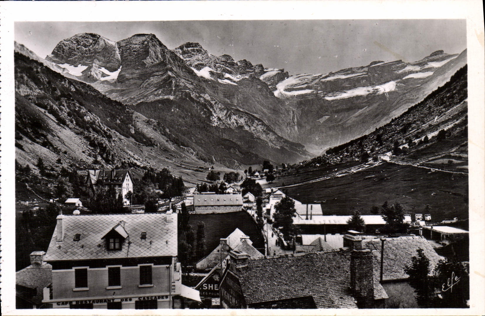 Gavarnie — Le village et le cirque — Éditeur : L'Anjouche frères, Toulouse