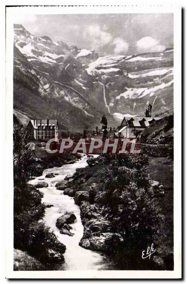 CPA Gavarnie Le Gave et le cirque vus du village