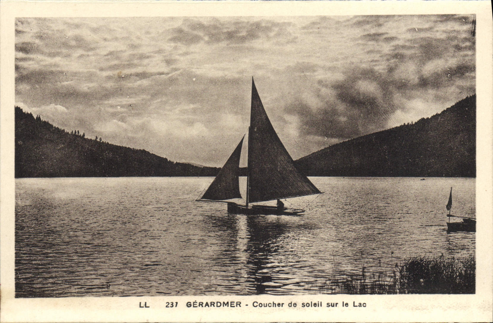 Gérardmer - Coucher de soleil sur le Lac — LL 237