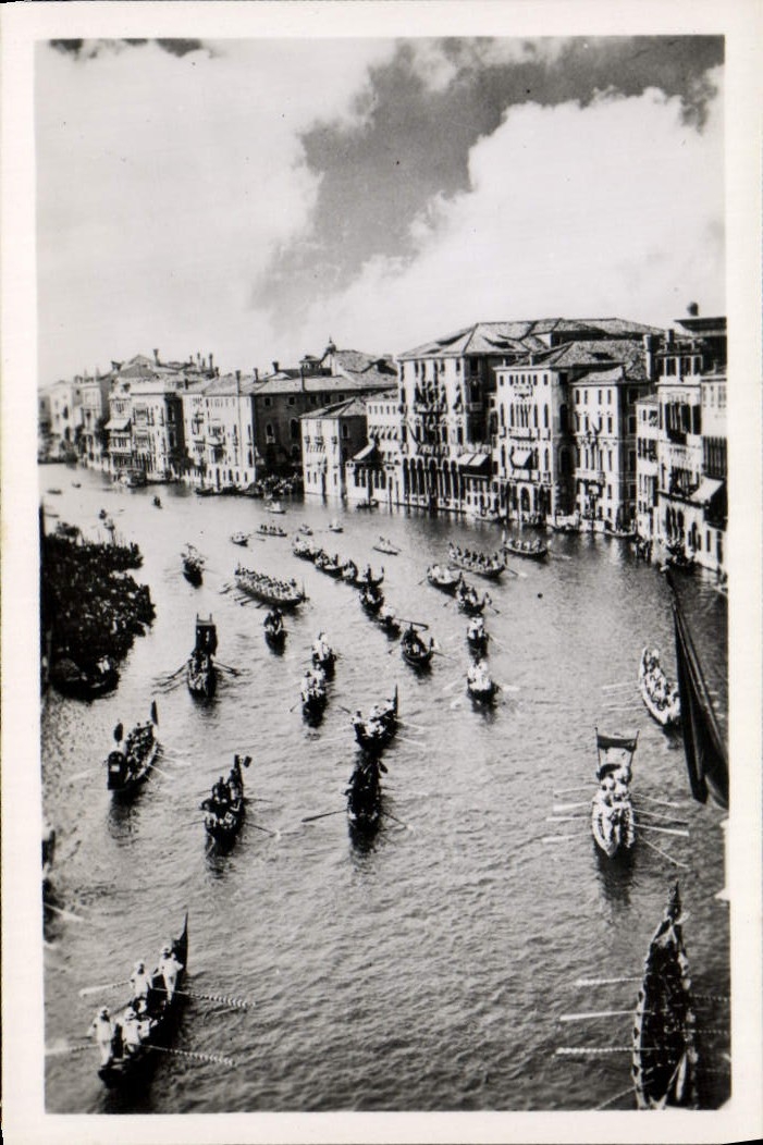 CPM Venezia Canal Grande Bateaux
