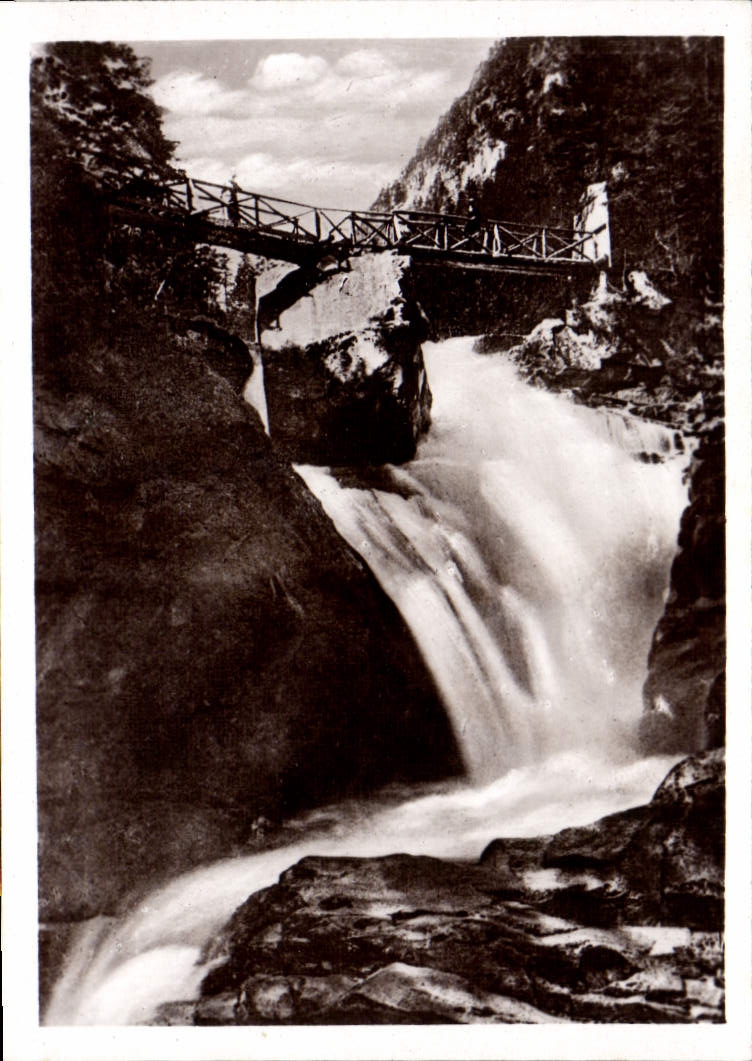 Cascade du Cerisecy — sur la route de Cauterets au Pont d'Espagne — CPAPHIL n°15