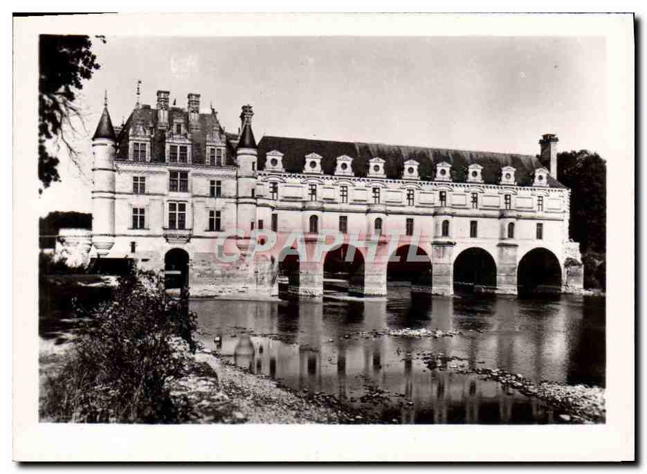 CPM Le Chateau de Chenonceaux La Facade Ouest et la Grande galerie sur le Cher