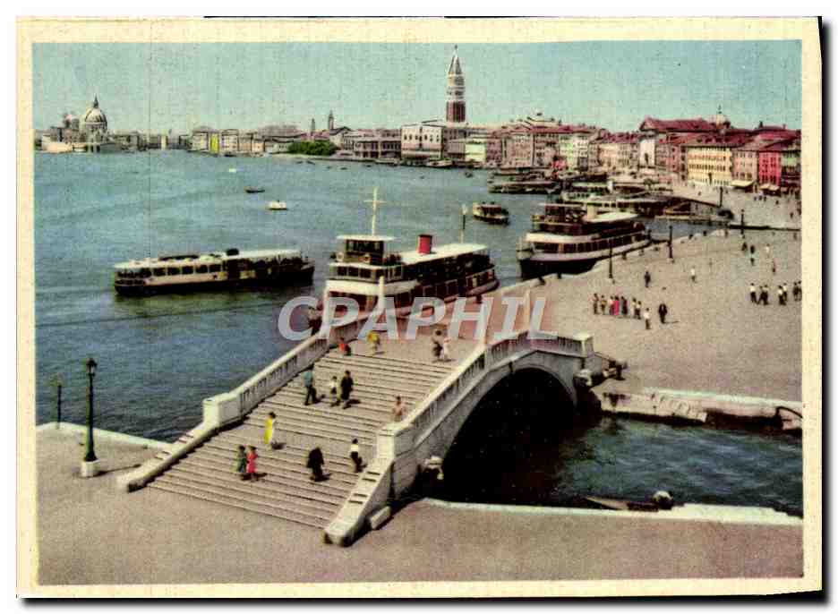 CPM Venezia Bacino S Marco e panorama Bateaux