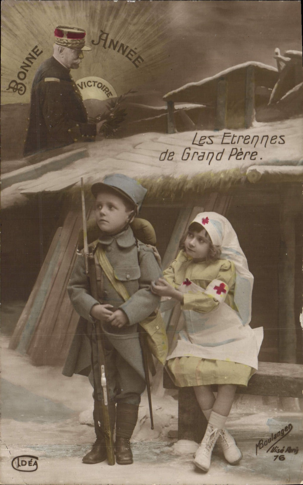 CPA Fantaisie Enfant Infirmiere Croix Rouge Militaria 