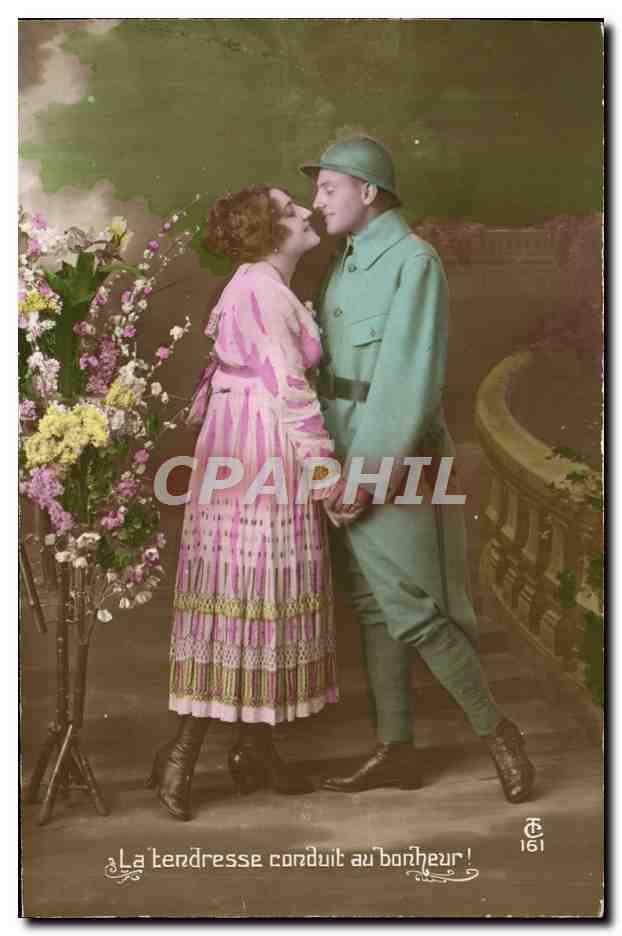 CPA Fantaisie Femme Soldat Militaria