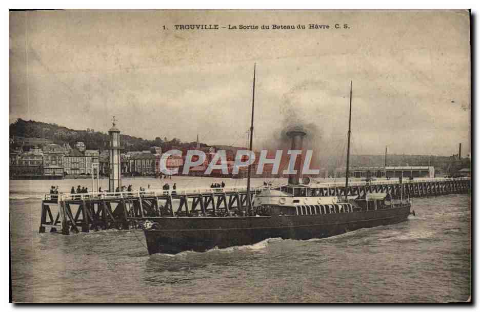 Trouville — La Sortie du Bateau du Havre C.S.
