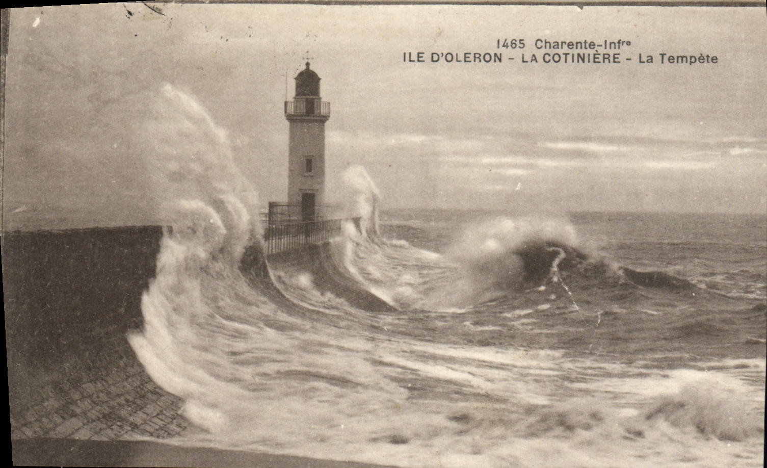 CPA lle d'Oleron La Cotiniere La Tempete Cachet Depot des Convalescents Rochefort 