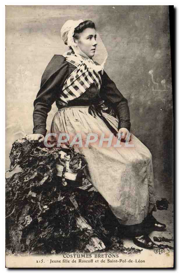 CPA Costumes Bretons Jeune fille de Roscoff et de Saint Pol de Leon Folklore