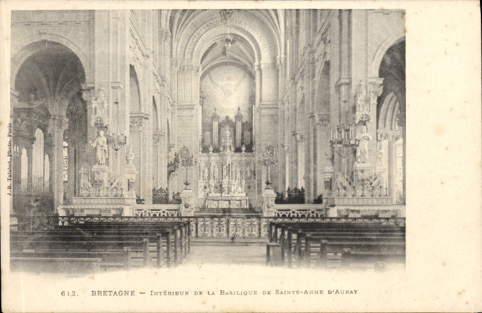 CPA Bretagne Interieur de la Basilique de Sainte Anne d'Auray Orgue